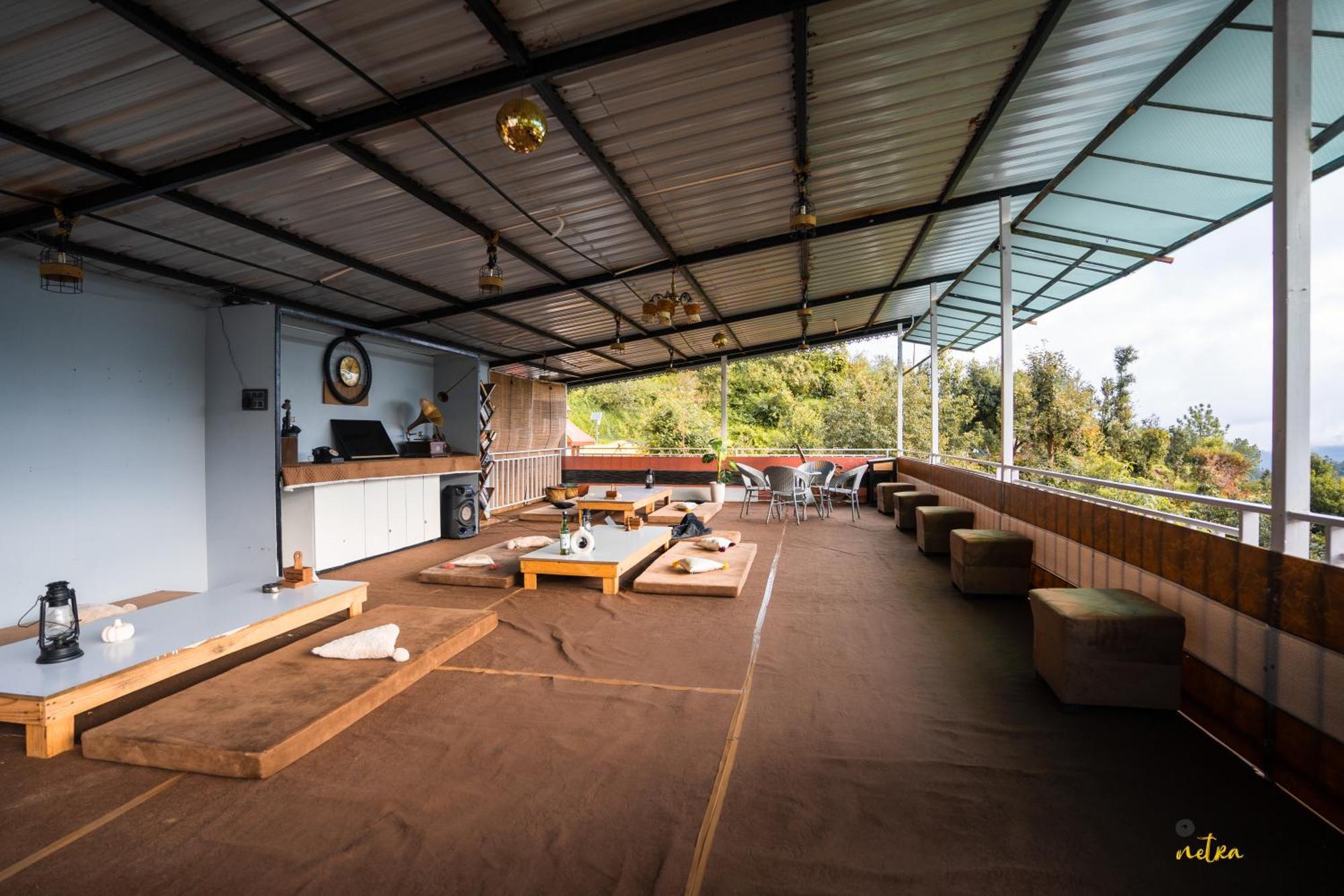 The Rare One'S Mukteshwar - Resort & Cafe Экстерьер фото