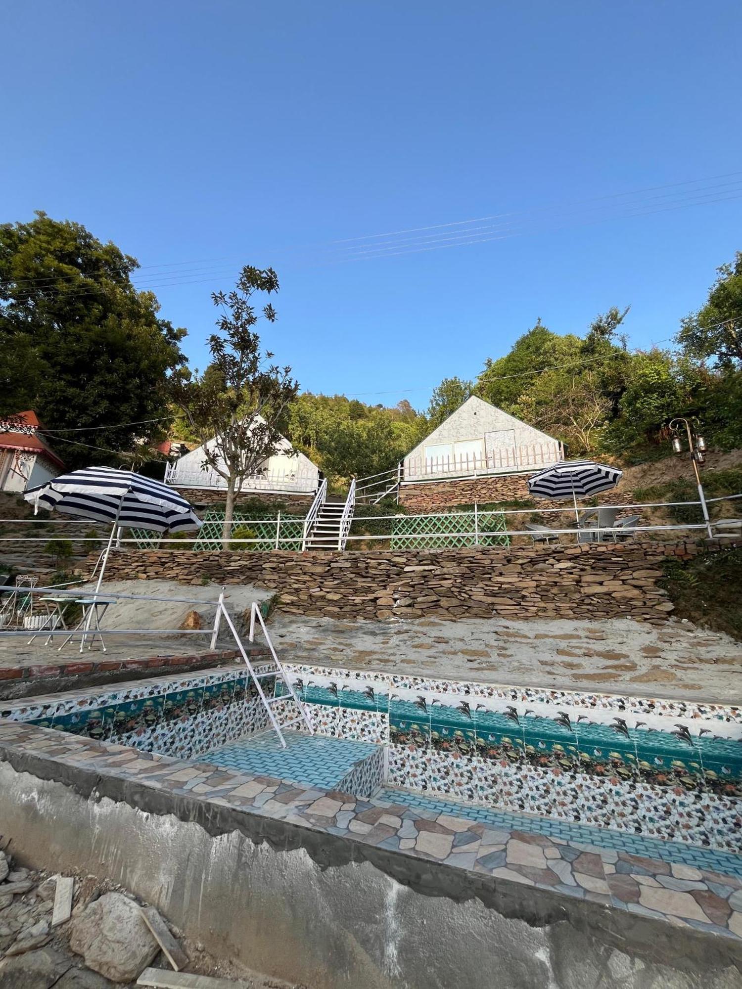 The Rare One'S Mukteshwar - Resort & Cafe Экстерьер фото